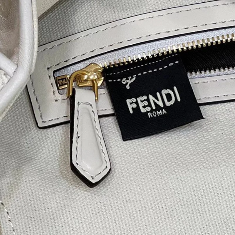 最安値挑戦 フェンディ バゲット FFキャンバス コピー feu03986