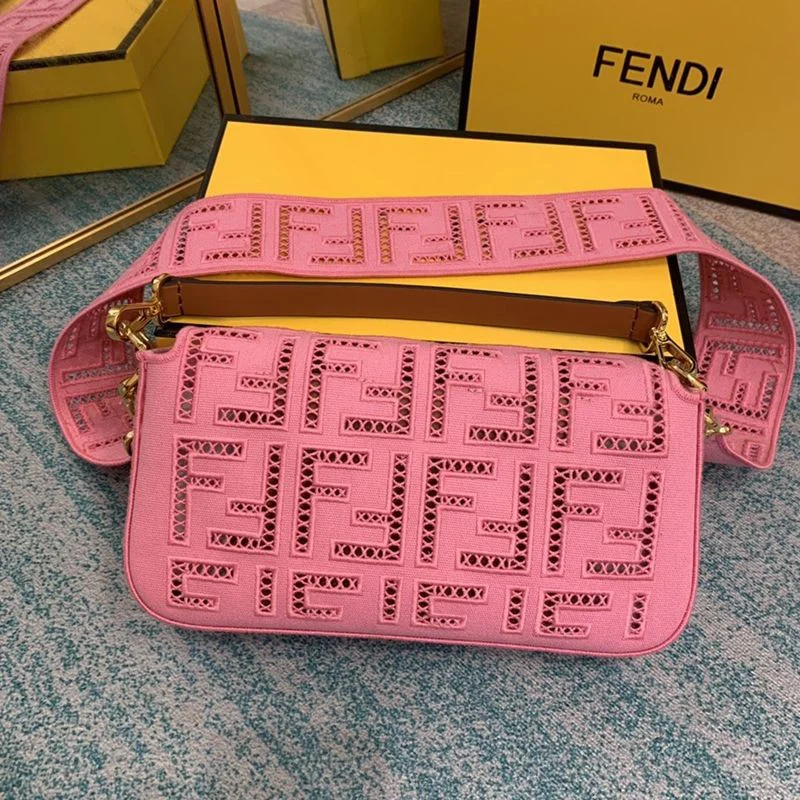 日本未入荷フェンディ バゲット キャンバス バッグ 偽物/刺繍 feu38678
