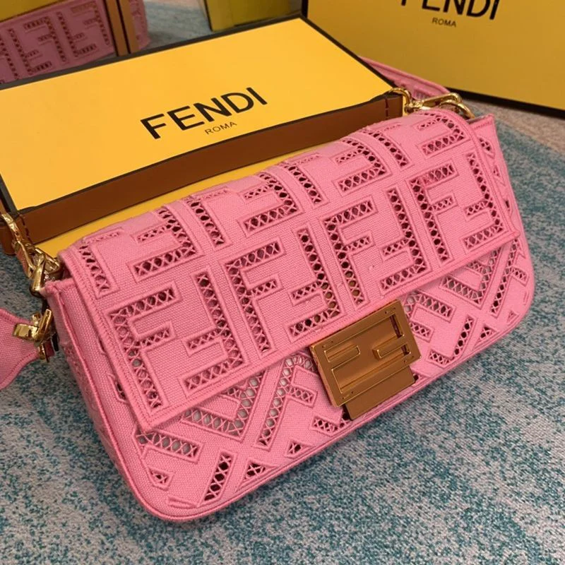 日本未入荷フェンディ バゲット キャンバス バッグ 偽物/刺繍 feu38678