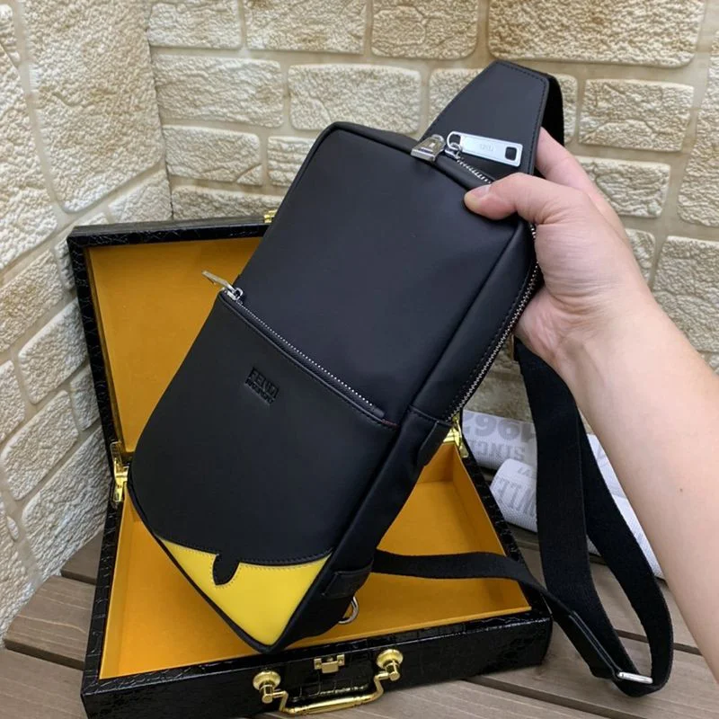 超話題!フェンディ バッグ バグズ コピー ナイロンワンショルダーバックパック fev49424