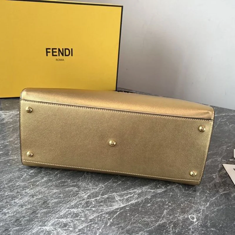 激安価格!フェンディ サンシャイン ミディアム レザー コピーショッパーバッグ fey17911