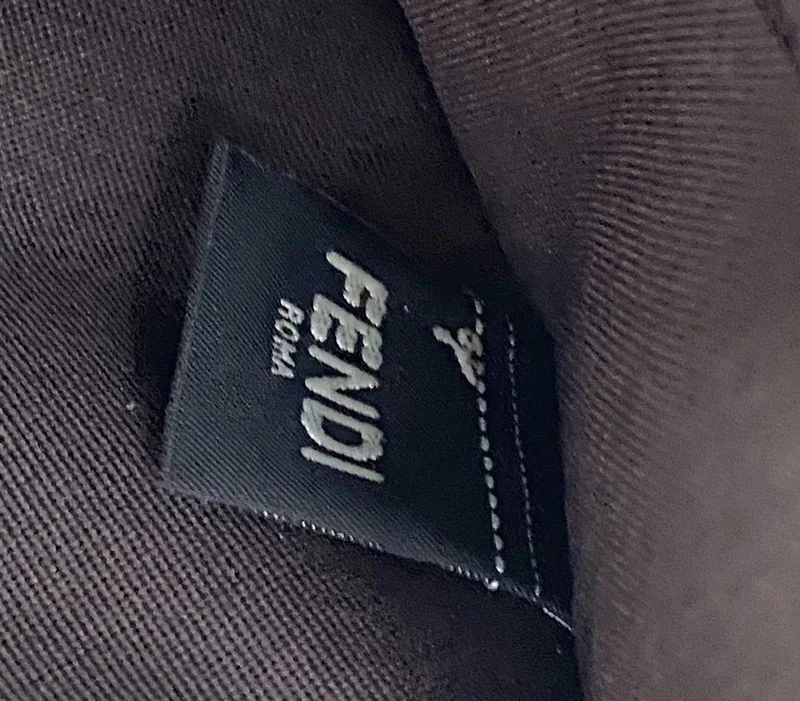人気No1フェンディピーカブー エックストート コピー FFウール バッグ fet52350
