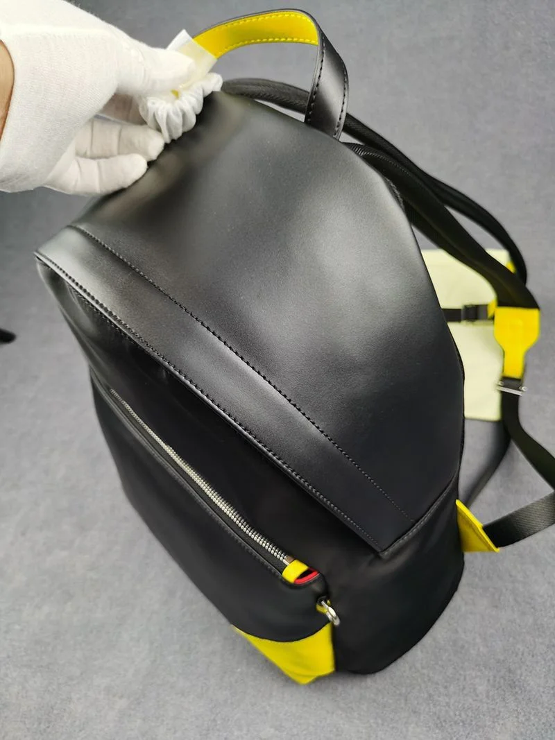 超希少!フェンディ バグズアイ コピー ナイロン レザー バックパック fez96637