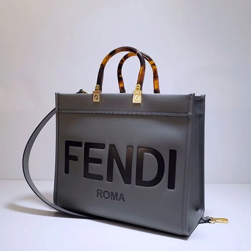 確保済みフェンディ 偽物 サンシャイン ロゴ ショッピング トートバッグ fem38505