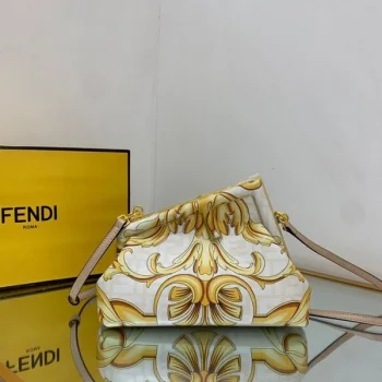 フェンディ バッグ feu08979 スーパーコピー