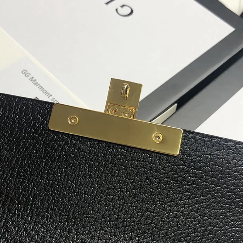 【グッチ】Padlock☆ビー&amp;スター レザースモールショルダーバッグコピー 432182 DJ2LG 1055