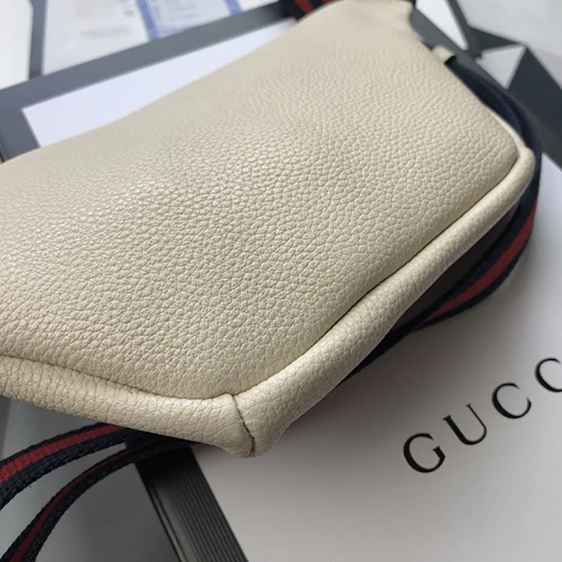 グッチ レトロ ロゴ レザー ベルトバッグコピー 5277920GCCT8822