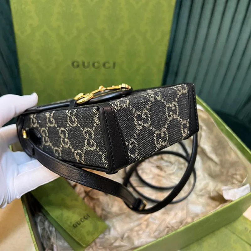 大人気!すぐ届く!【グッチ】スマホバッグ 偽物 ユニセックス guc18938