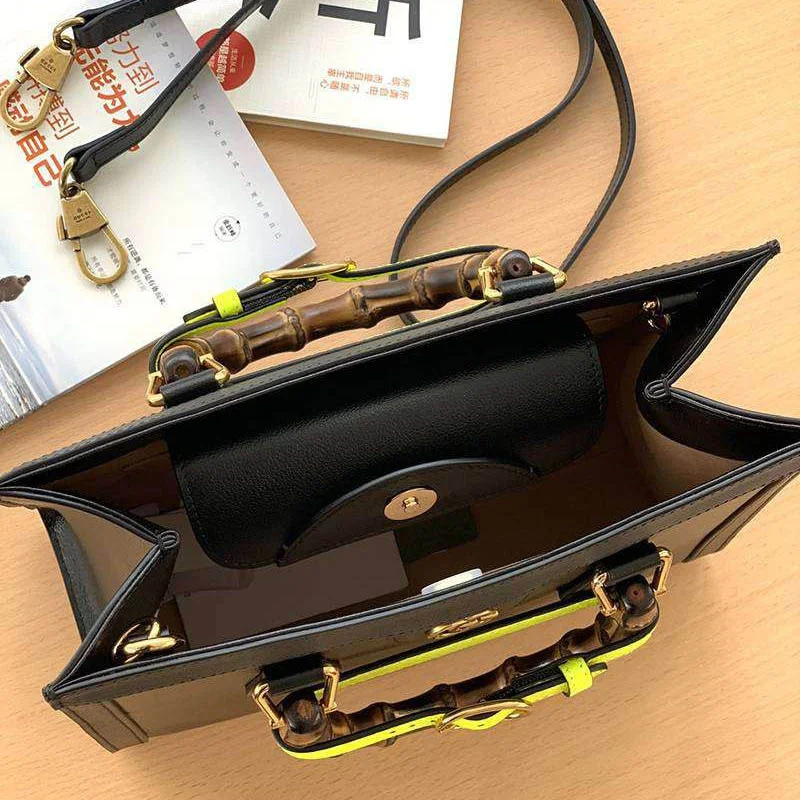 ★日本!!人気!〔グッチ ダイアナ 偽物〕スモール トートバッグ 2サイズ gud83556