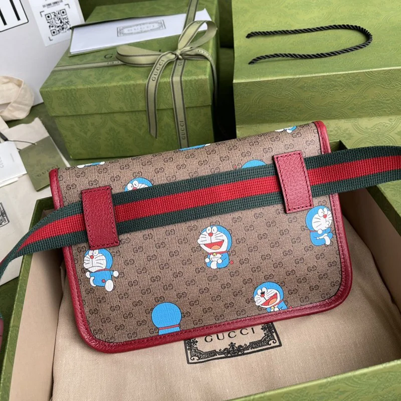 稀少 グッチ×ドラえもん コラボベルトバッグコピー647817 2TJBG 8587