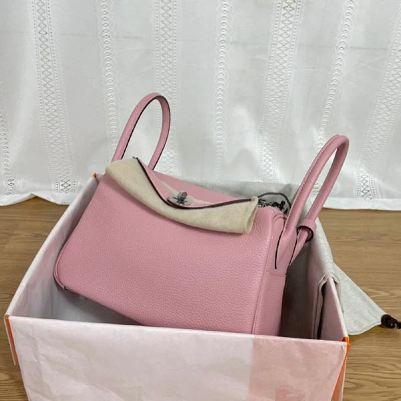 送料込 エルメス リンディ スーパーコピー 26cm トリヨンクレマンス 2色金具 erc90819