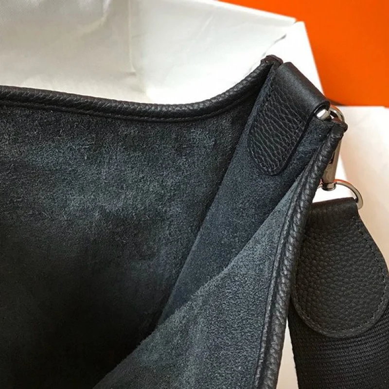 完売必至 エルメス エヴリン 偽物 28 TPM 超限定♪ ere63050