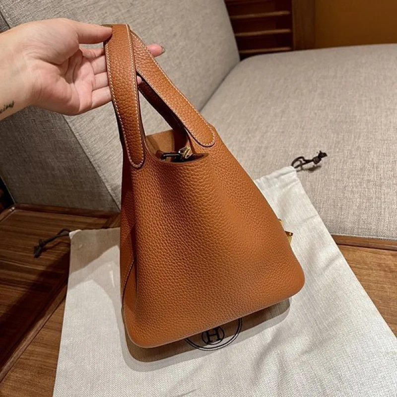 エルメス ピコタンロック PM 18 ゴールド 偽物 erg84403