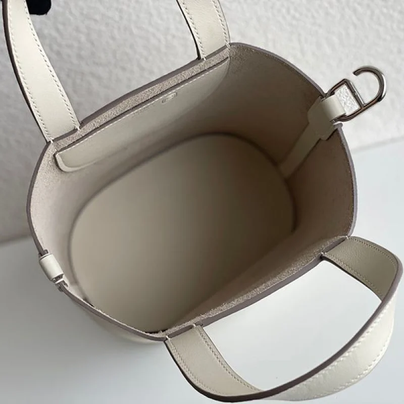 定番 エルメス イン ザ ループ 18 トートバッグ erk14417