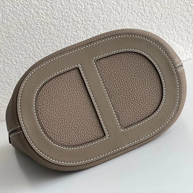 定番 エルメス イン ザ ループ 18 トートバッグ 偽物 erk71936