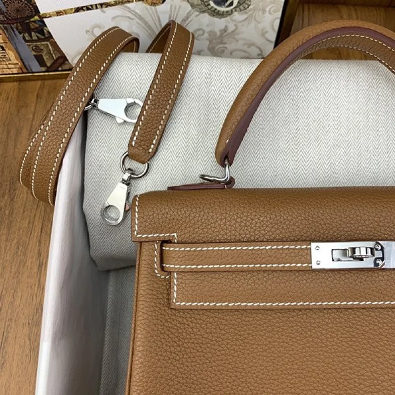 注目度抜群！エルメス ケリー 25 偽物 シルバー金具 erm56046