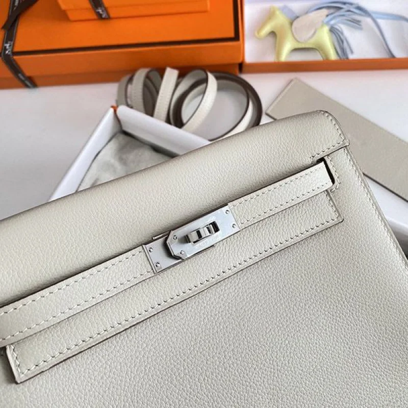 定番エルメス 偽物 ケリーダンス 22cm 内縫 2色金具 eru25502