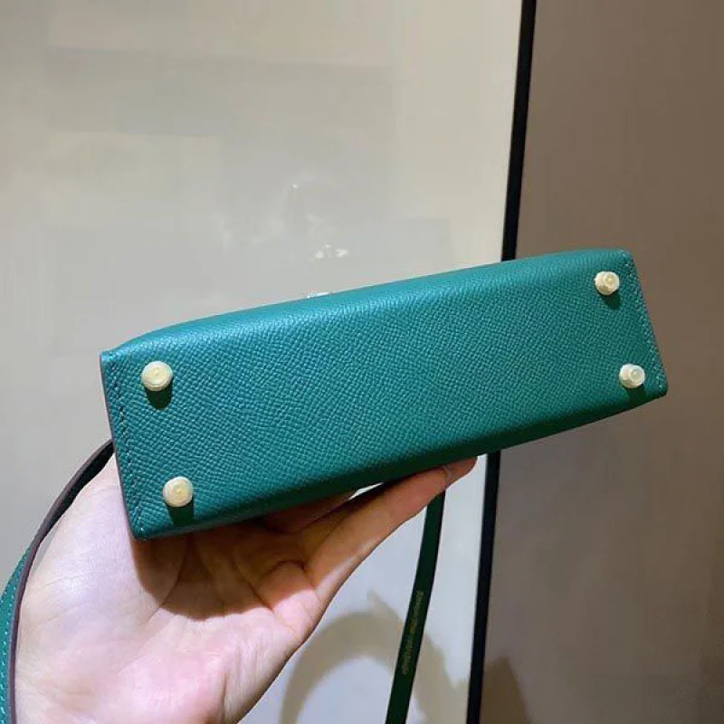 エルメス ケリーミニ2 カザック エプソン 偽物 シルバー金具 he19013