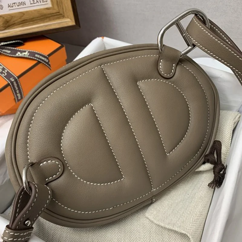 《超高級で超レア品☆》エルメス イン・ザ・ループコピーベルトバッグhe25018