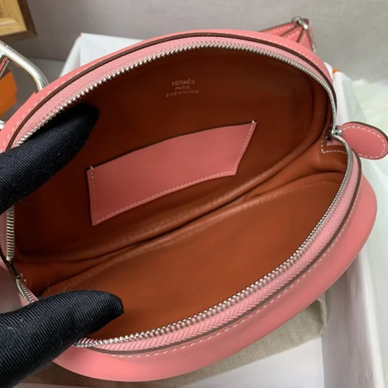 エルメス イン・ザ・ループ偽物 ベルトバッグhe25020