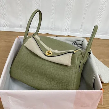 エルメス リンディ26 Lindyシルバー トリヨンクレマンス コピー erd30361