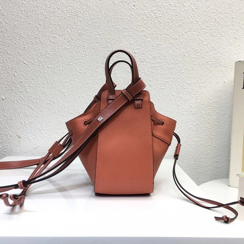 ロエベ ハンモック コピー ドローストリング ショルダーバッグ 0010390961