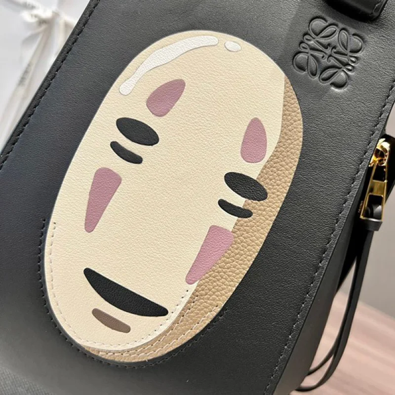 完売必至ロエベ×ジブリ コピー カオナシ ハンモックバッグ スモール (クラシックカーフ) A538S35X36