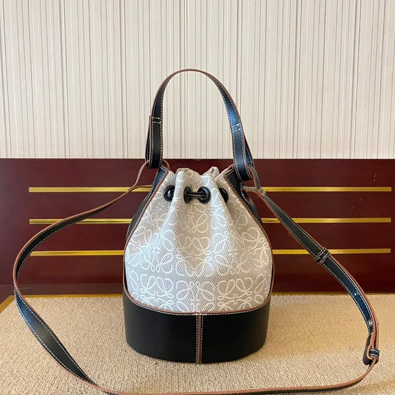 関税負担なし ロエベ バルーンバッグ コピー 2wayバッグ ショルダーバッグ lob60696 ロエベ ショルダーバッグ アナグラム