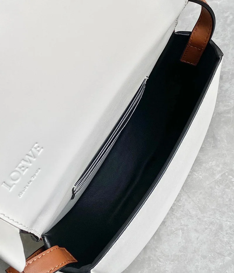 ★日本!!人気!ロエベ ショルダーバッグ コピー レディース 2WAYハンド lob79508