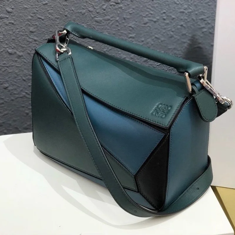 日本未入荷ロエベ パズルバッグ スーパーコピー トリカラー ショルダーバッグ lof73235