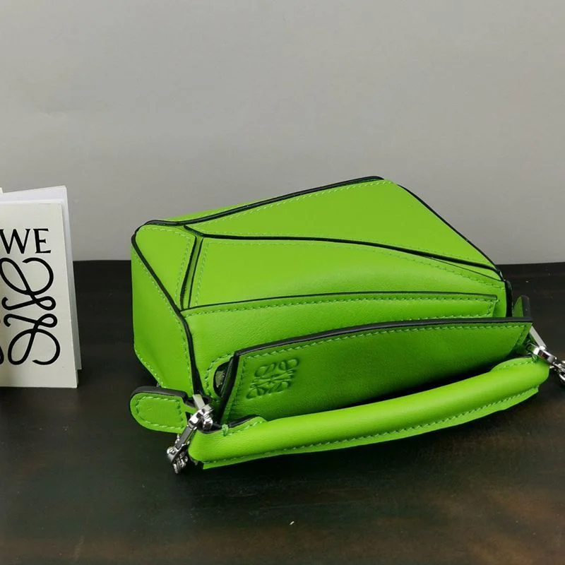 希少色ロエベ 偽物★クラシッパズルナノバッグ★Puzzle nano bag lol91019