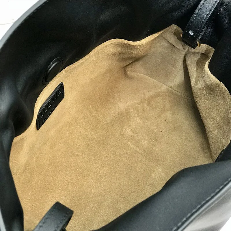 日本未入荷新作★ロエベ コピー★フラメンコ クラッチ ミニ ナパ カーフスキン lom42588
