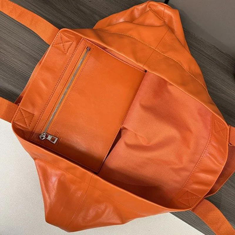 最新でオシャレ ロエベ フォールドショッパー トートバッグ 偽物 lom60786