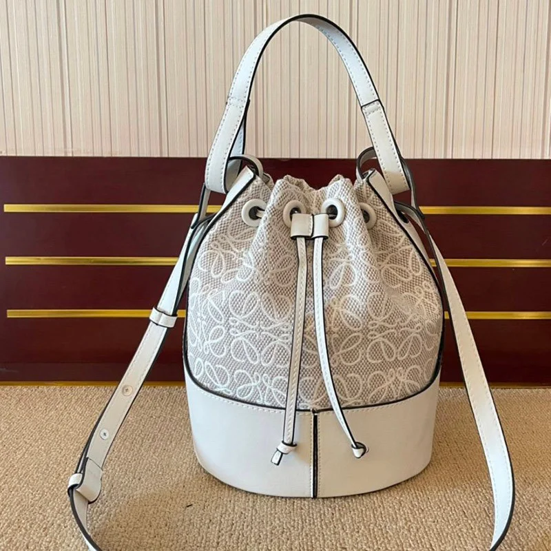 関税負担なし ロエベ バルーンバッグ コピー 2wayバッグ ショルダーバッグ loo11177 トートバッグ ショルダーバッグ アナグラム