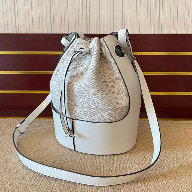 関税負担なし ロエベ バルーンバッグ コピー 2wayバッグ ショルダーバッグ loo11177 トートバッグ ショルダーバッグ アナグラム