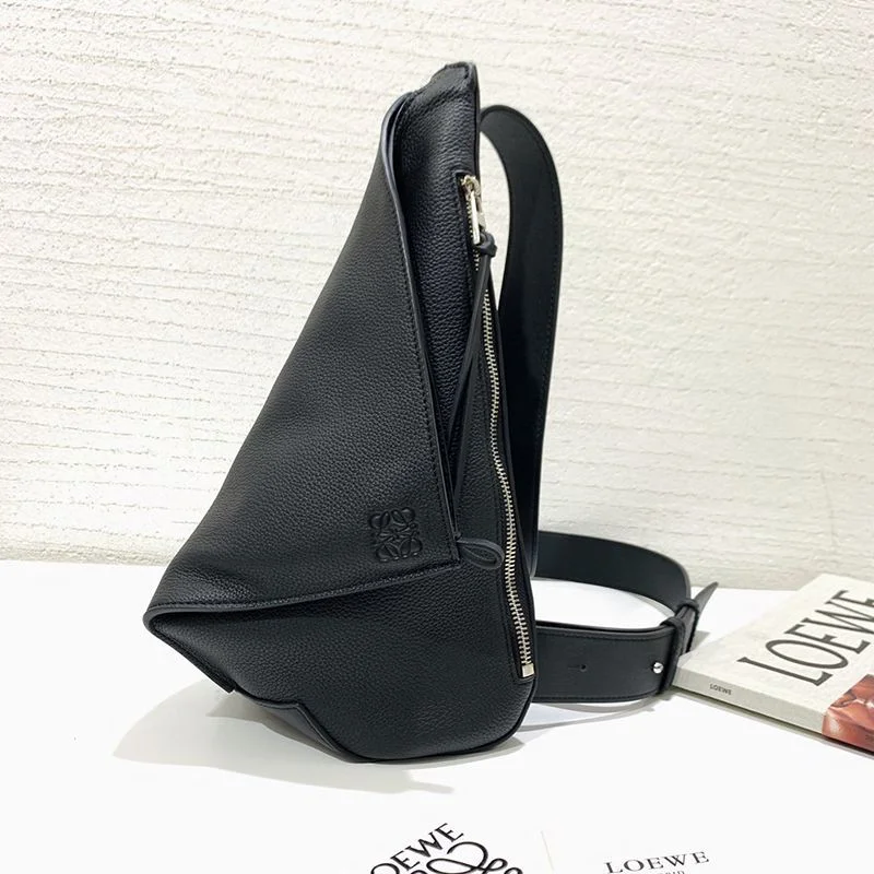大人気!ロエベ ショルダーバッグ コピー アントン スリング Anton Sling カーフスキン loq24862
