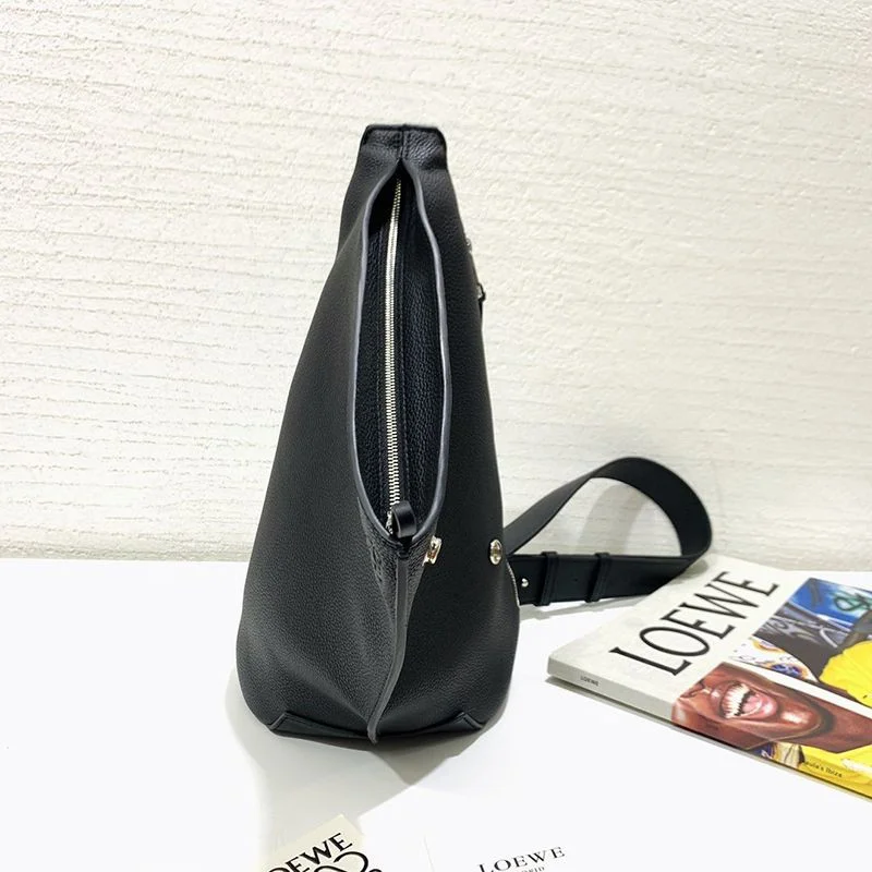 大人気!ロエベ ショルダーバッグ コピー アントン スリング Anton Sling カーフスキン loq24862
