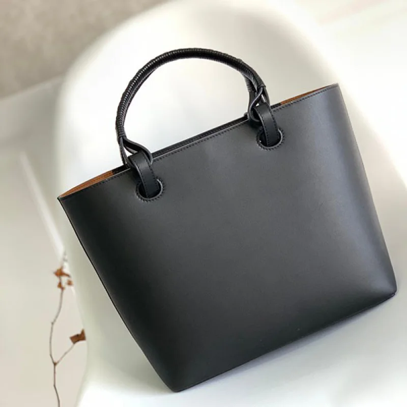 日本未入荷 ロエベ トートバッグ コピーアナグラム スモール loq62366