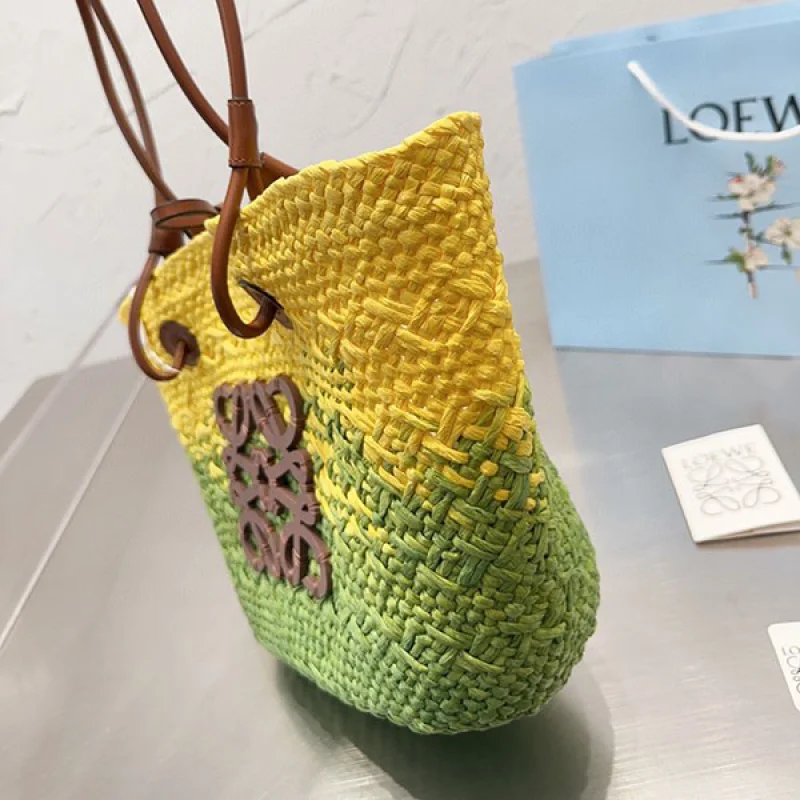 【使い勝手抜群】ロエベ アナグラム バスケットバッグ 偽物 lou34856