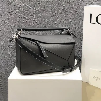ロエベ バッグ lob61267 スーパーコピー