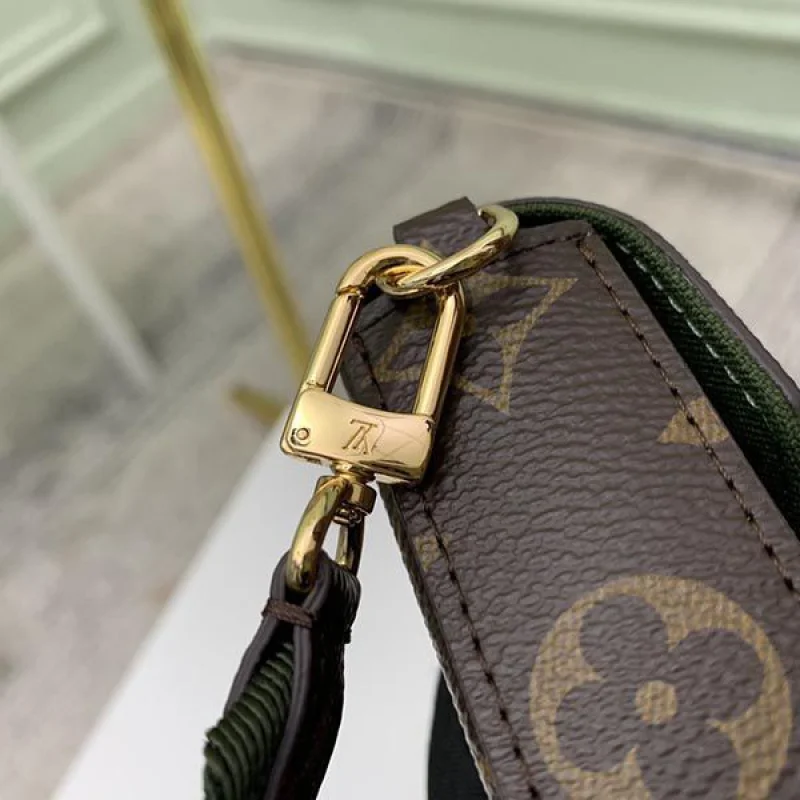 ルイヴィトン 財布 偽物 バッグ モノグラム キャンバス ブラウン LV20211
