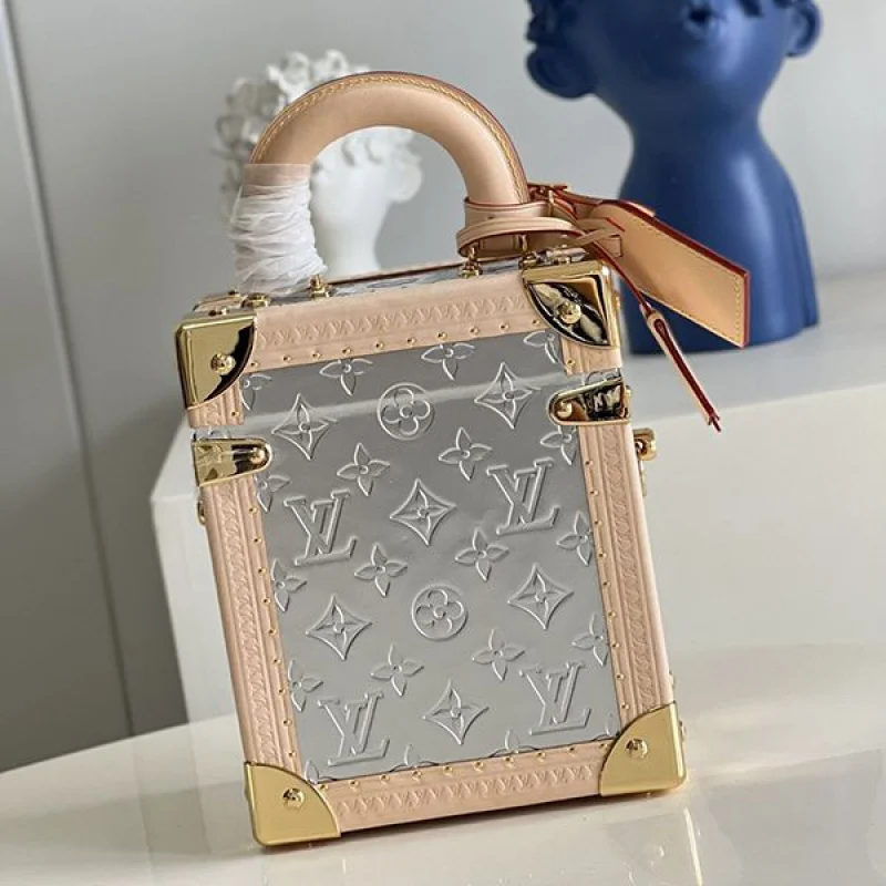 大人気!ルイヴィトン ショルダーバッグ コピー the Camera Box M10077