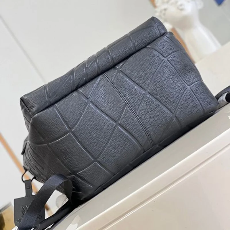 すぐ届くルイヴィトン リュック コピー ディスカバリー バックパック M21391