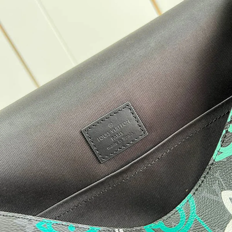 ルイヴィトン アーチ―・メッセンジャー ショルダーバッグ コピー M21394