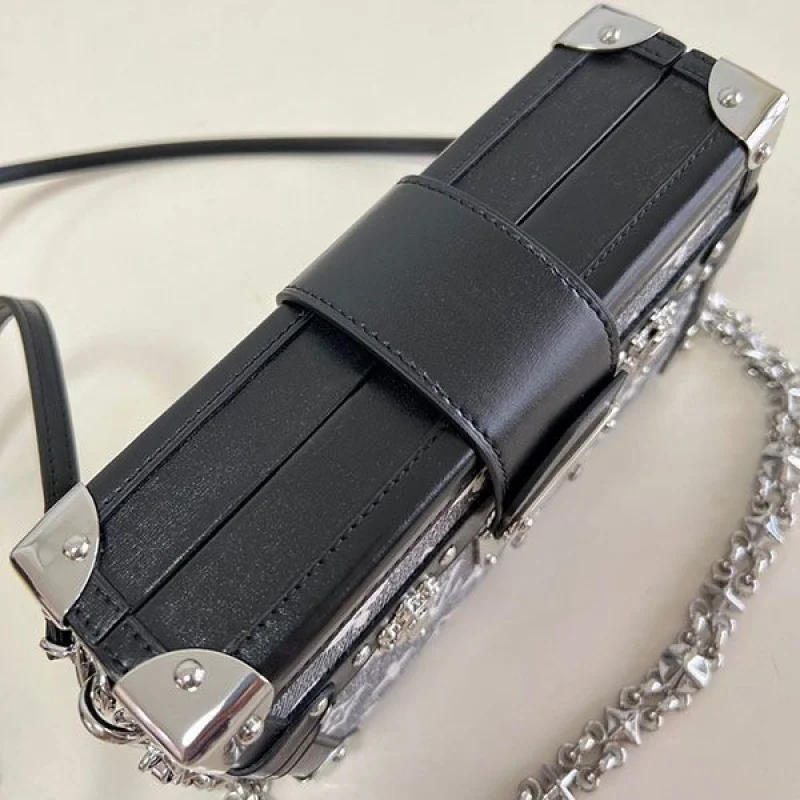 ルイヴィトン プティット マル ショルダーバッグ 偽物 M21462