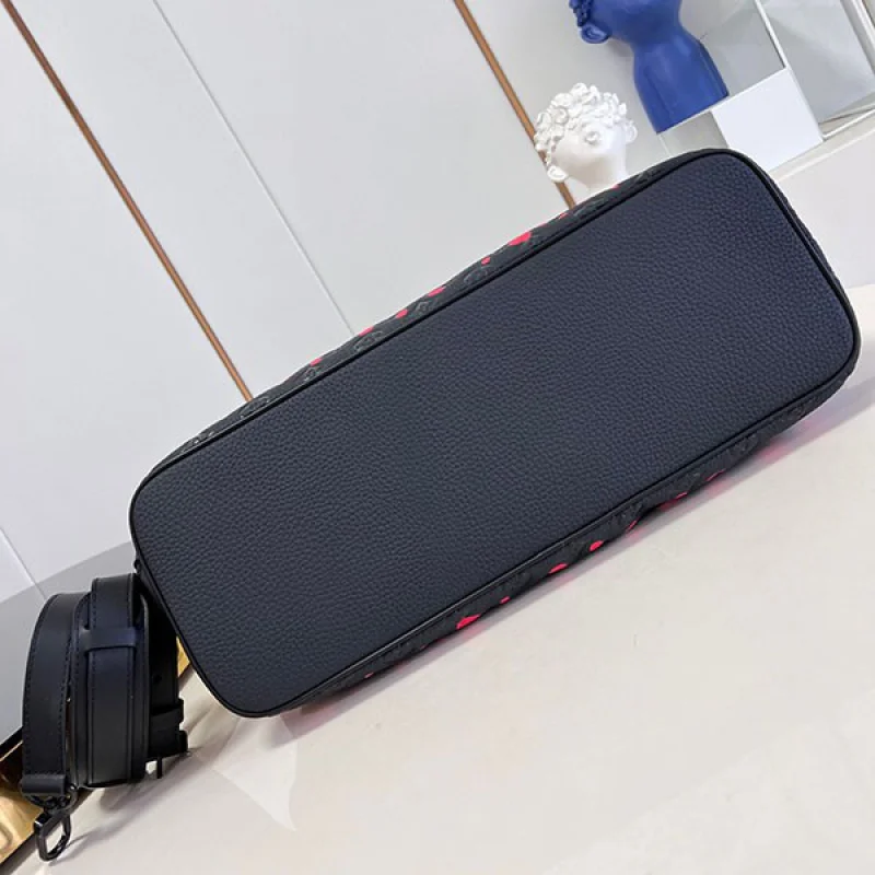 ルイヴィトン × YK 草間彌生 コラボ LOCK IT バッグ コピー 黒赤 たっぷり収納 M21676