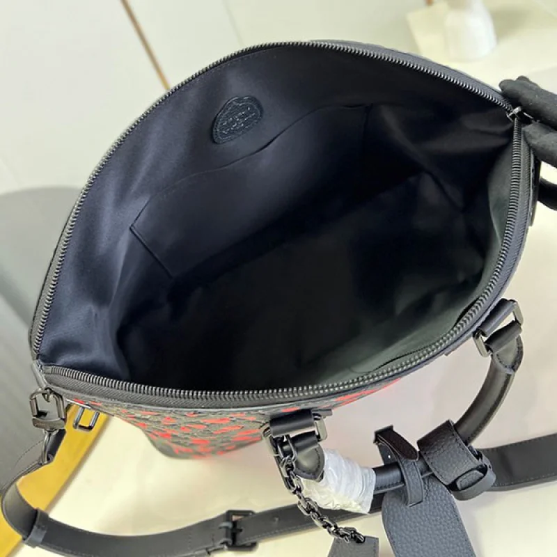 ルイヴィトン × YK 草間彌生 コラボ LOCK IT バッグ コピー 黒赤 たっぷり収納 M21676