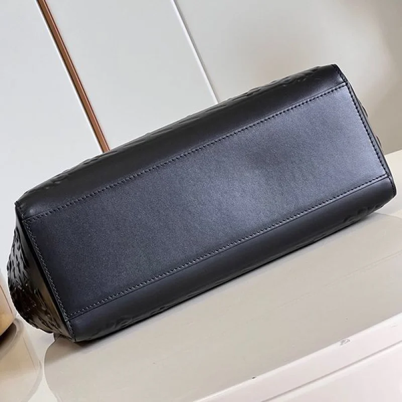 超話題!ルイヴィトン サックプラ トートバッグ コピー 2色 M21841