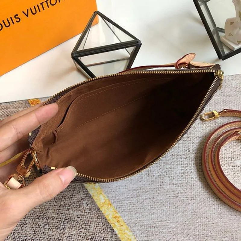 【奇跡の再入荷!即発送】ルイヴィトン ショルダーバッグ コピー モノグラム ポシェット アクセソワール バッグ M40712