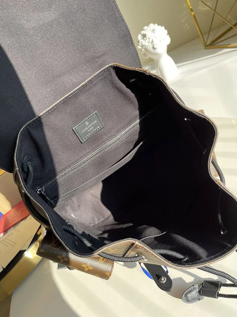 定番 ルイヴィトン クリストファーコピー PM モノグラムマカサー 茶 M43735